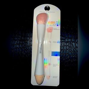 Dual-Ended Makeup Brush - Pink and White